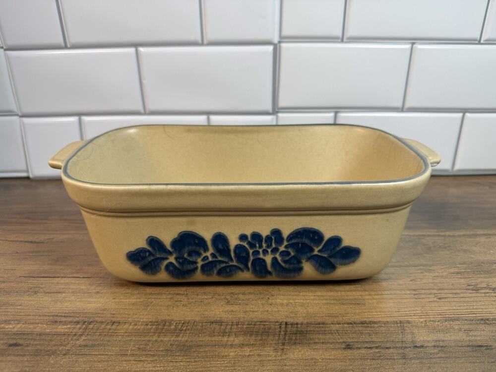 Vintage Pfaltzgraff Folk Art 2qt Loaf Dish #235 Stoneware Tan & Blue USA